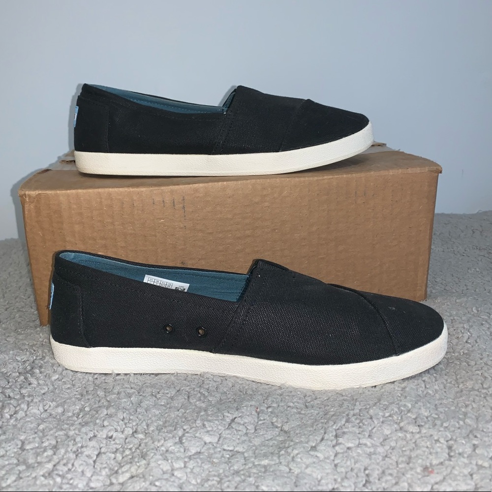 Toms